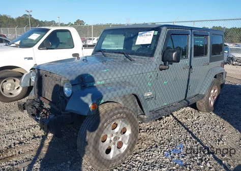 2015 Jeep Wrangler Unlimited Sahara z USA, uszkodzony, nr VIN 1C4HJWEG7FL662657